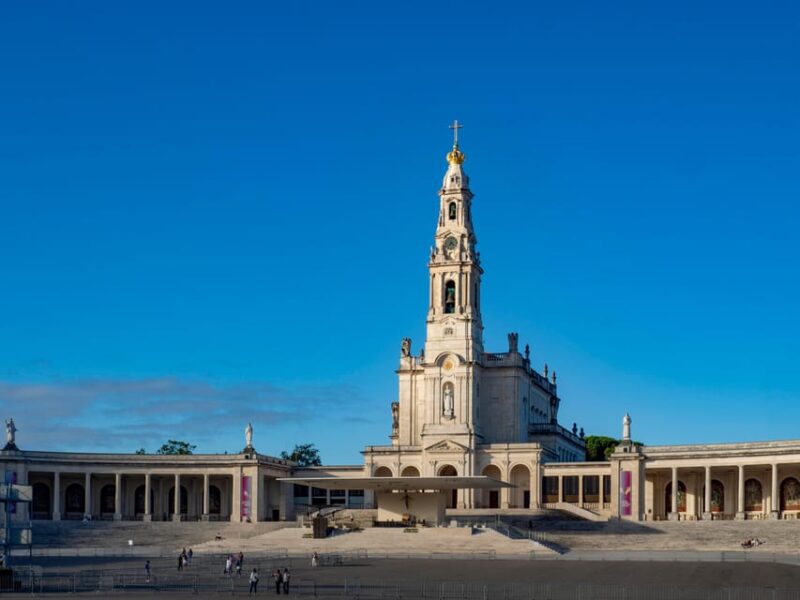 Fátima and Óbidos Private Tour - Fátima Sanctuary