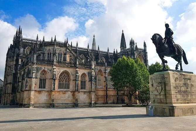 Fátima, Batalha, Alcobaça, and Nazaré Private Tour - Pricing Details