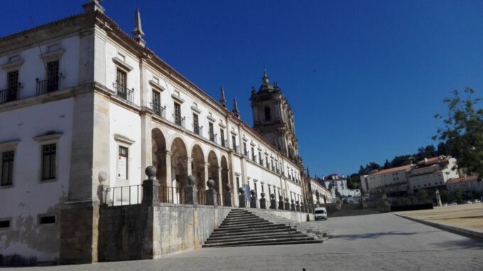 Fátima, Batalha, Alcobaça, Nazaré and Óbidos Private Tour - Touring Batalha Monastery