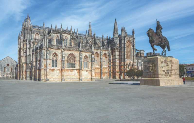 Fátima, Batalha, Nazaré and Óbidos: Day Trip From Lisbon - Itinerary Details