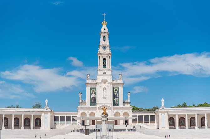Fatima Day Tour From Algarve - Visiting the Village of Aljustrel