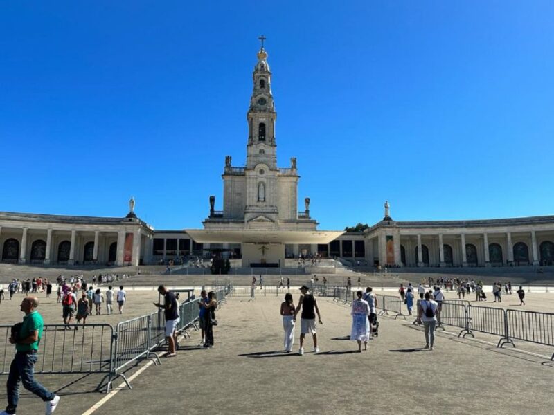 Fatima Full Day Private Tour - Sanctuary of Our Lady of Fatima