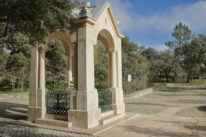 Fátima Holy City Full Day - Candle Procession Experience
