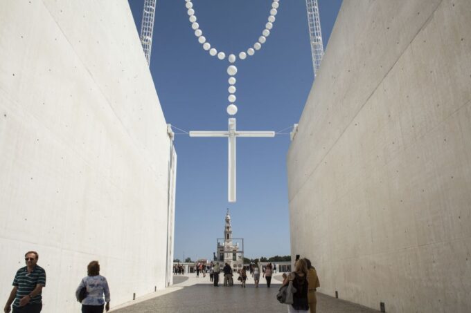 Fatima, Nazaré and Óbidos Full-Day Tour - Inclusions and Pricing