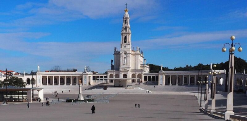 Fatima Private Day Trip From Porto - Itinerary Breakdown