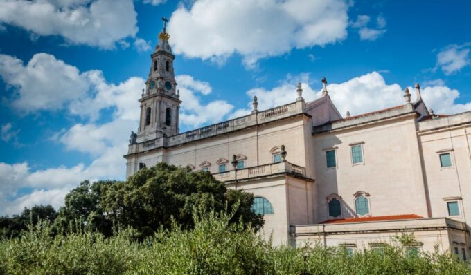 Fatima Private Tour From Lisbon - Booking and Cancellation