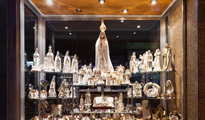 Fatima Private Tour From Lisbon - Visitor Tips