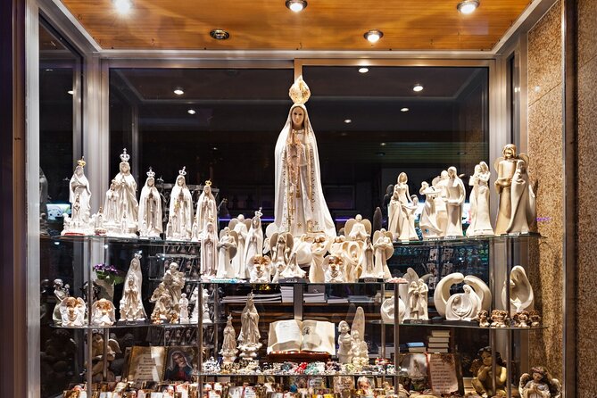 Fatima Private Tour From Lisbon With Hotel Pick up + Drop off - Historical Significance of Fatima