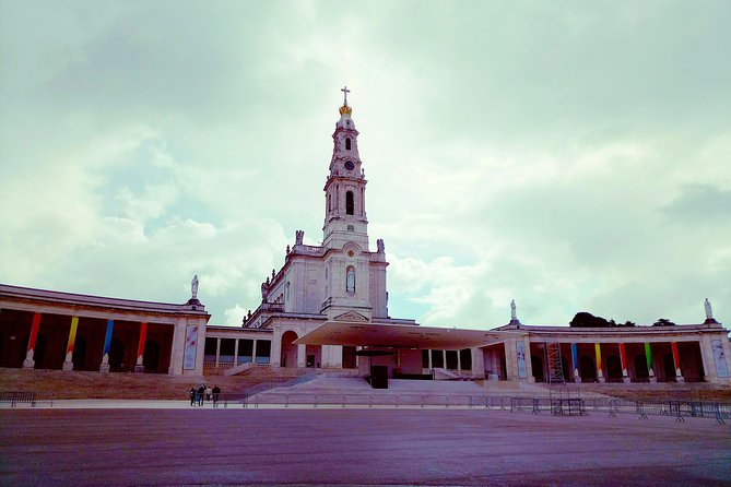 Fatima Sanctuary and Batalha Monastery (Unesco Site) – 5h Tour From Lisbon - Religious Significance and History