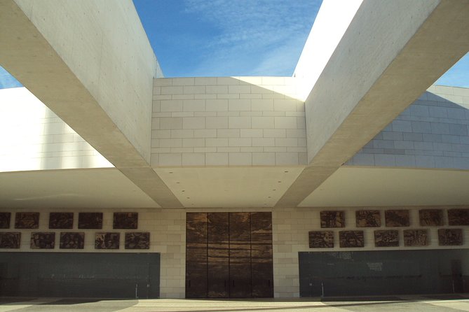 Fatima Shrine Walking Tour - Accessibility and Requirements