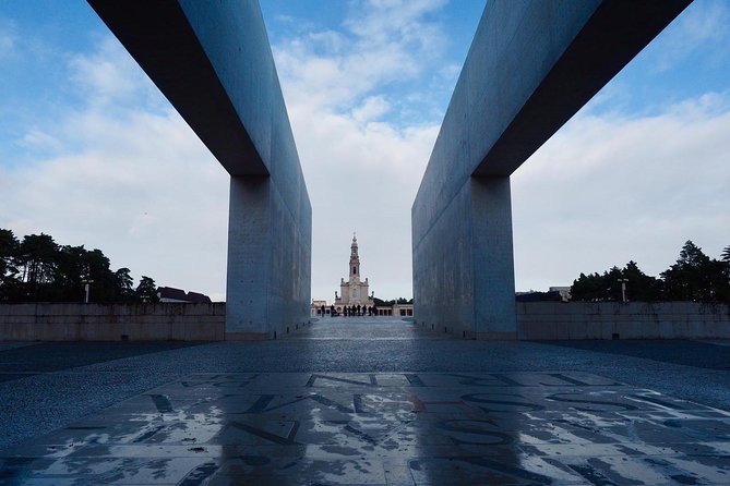 Fatima's Wonders – Religious Capital Private Tour - Accessibility and Participation