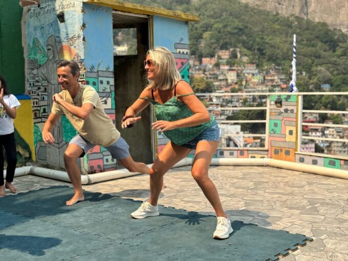 Favela Rocinha: Tour With Local Guide & Secret Spots - Vibrant Culture and Views