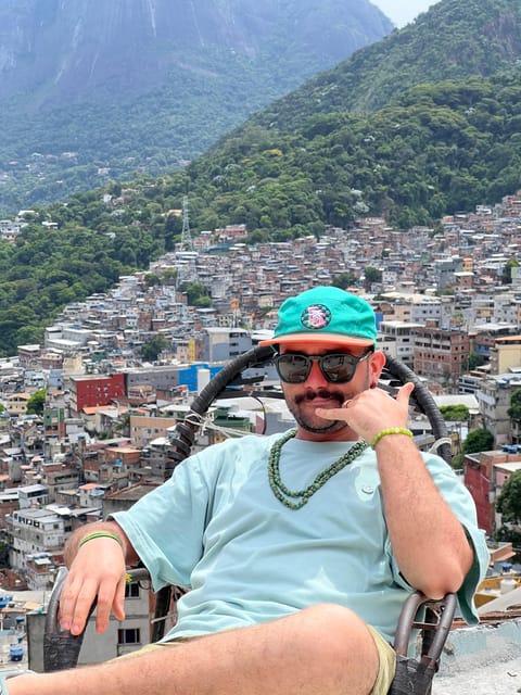Favela Rocinha: Tour With Local Guide & Secret Spots - Positive Reviews