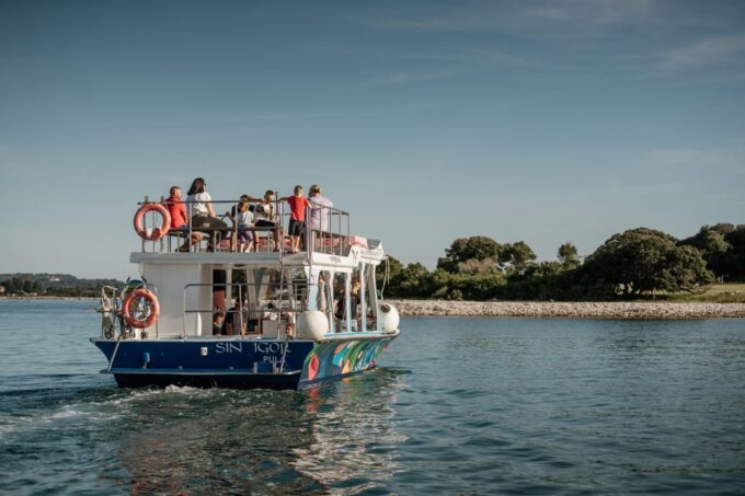 Fažana: Dolphin Safari Private Tour - Dolphin Sightings and Encounters