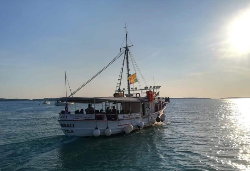 FAZANA PRIVATE Koralj Boat Tour Galebove Rocks - NP Brijuni - Accessibility and Restrictions