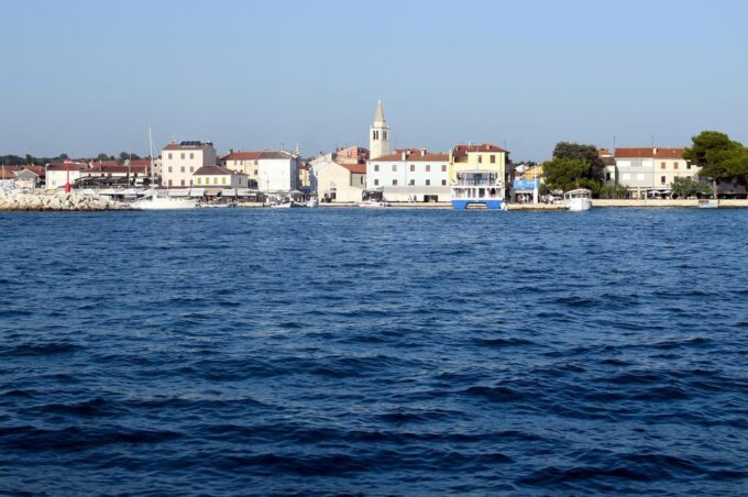 FAZANA PRIVATE Koralj Boat Tour Galebove Rocks - NP Brijuni - Local Guide Commentary