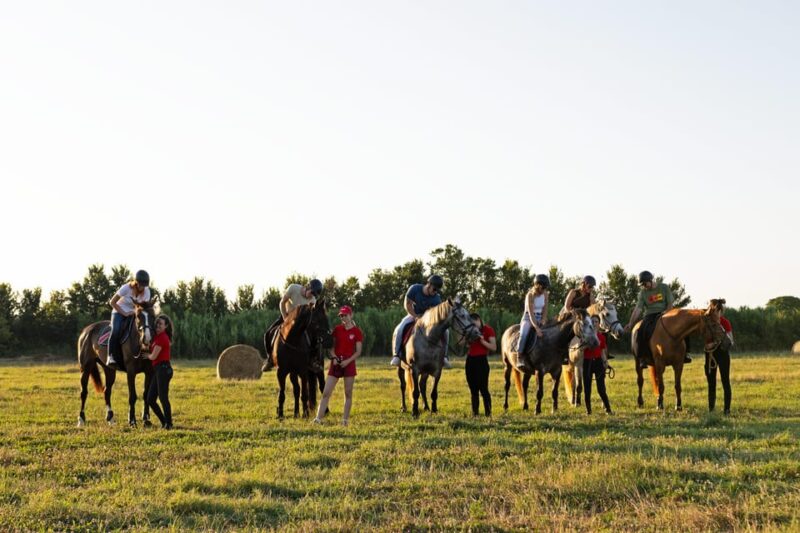 Fazana: Suneset 1-Hour Horse Riding in Nature With Guide - Immersive Nature Experience