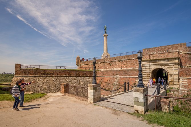 Feel Belgrade Welcome Tour - Refreshing Break With Beverage