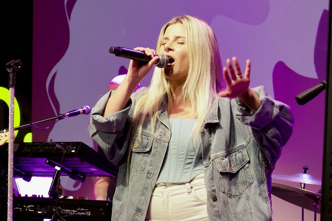 Feeling 22 - A Live Tribute to Taylor Swift - Accessibility Features
