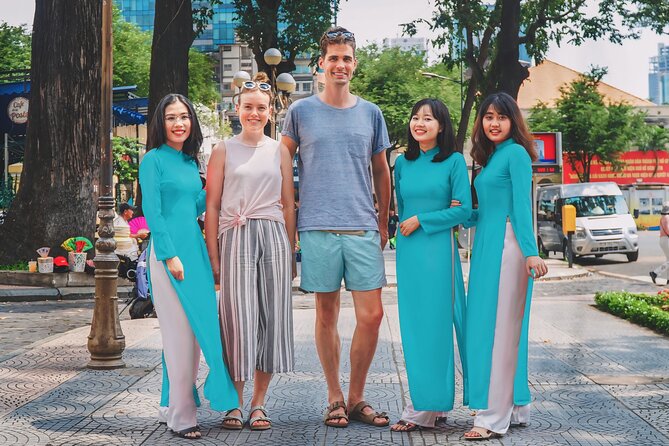 FEMALE TOUR GUIDE | Private Street Food & Sightseeing By Scooter - Memorable Sightseeing Experiences