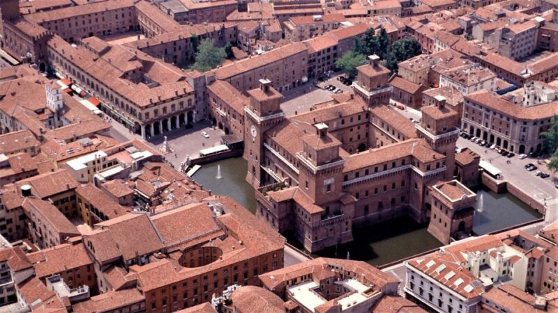 Ferrara: 2-Hour City Center Walking Tour - Accessibility and Inclusivity
