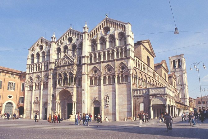 Ferrara Highlights Kids Tour With a Local Guide - Key Points