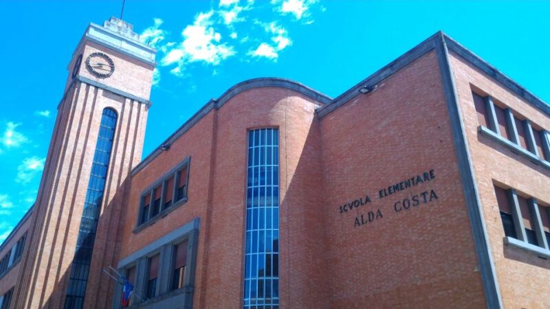 Ferrara: Medieval Ferrara and the Jewish Ghetto Walking Tour - Experience and Accessibility