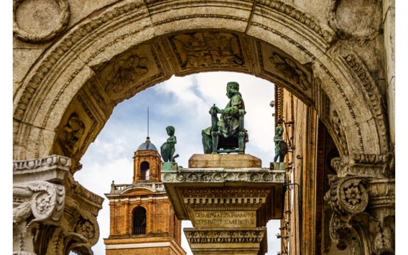 Ferrara: Walking Tour, Highlights and Food Tastings - Food Tastings