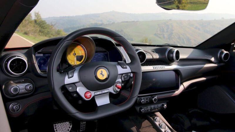 Ferrari Portofino Test Drive Short Tour - Key Points