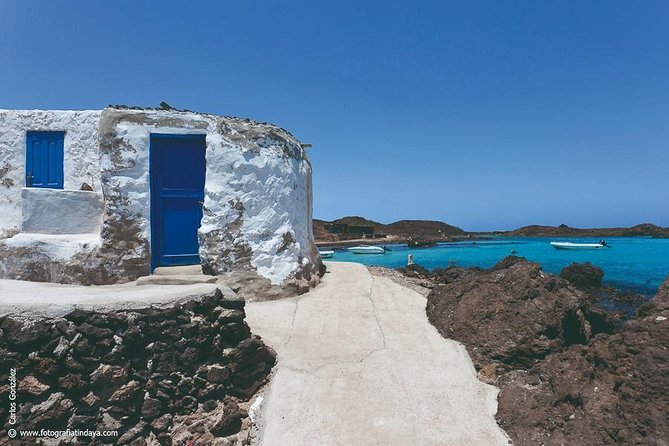 Ferry to Isla De Lobos: Round-Trip Tickets From Corralejo - Meeting Point and Accessibility