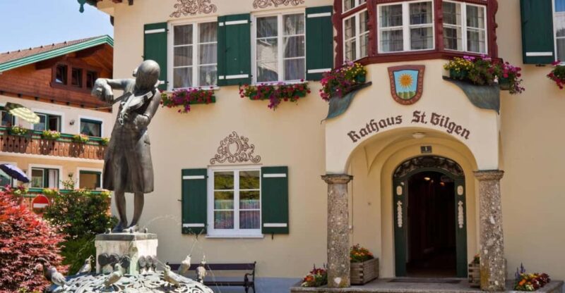 Festive Christmas Walking Tour in St. Gilgen - Good To Know