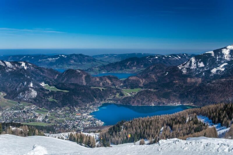 Festive Christmas Walking Tour in St. Gilgen - Scenic Features