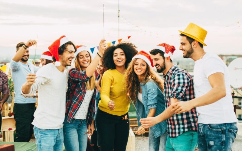 Festive Faro: Historic Christmas Lights & Market Delights - Discovering Unique Architectural Gems