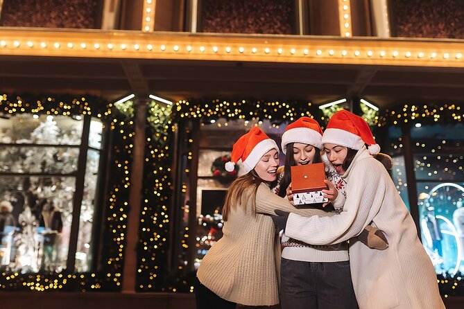 Festive Los Angeles: A Christmas Walking Tour - Iconic Architecture and Landmarks