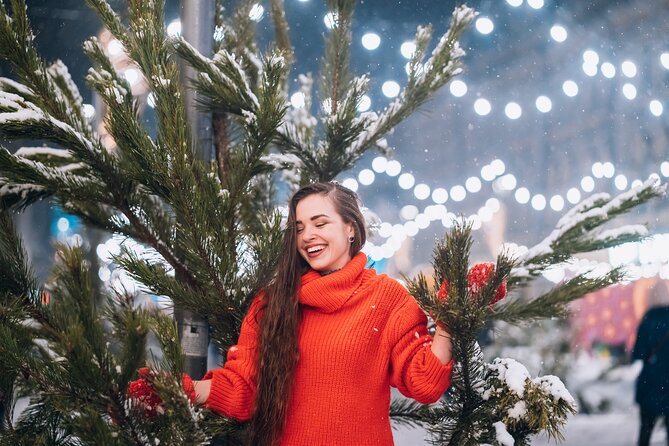 Festive Los Angeles: A Christmas Walking Tour - The Citys Christmas Spirit