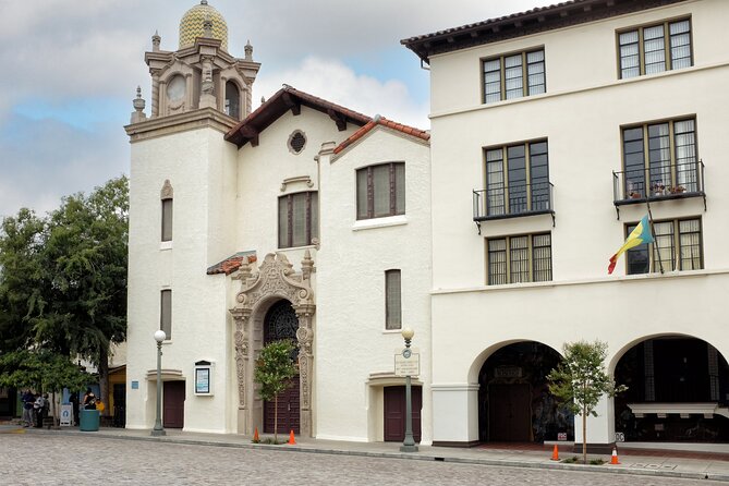 Festive Los Angeles: A Christmas Walking Tour - Concluding at a Historic Church