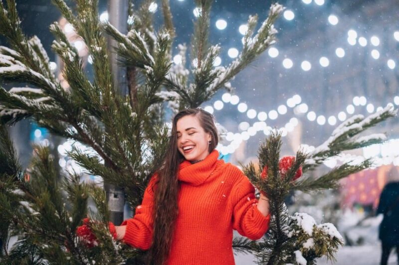 Festive Los Angeles: A Christmas Walking Tour - Festive Activities