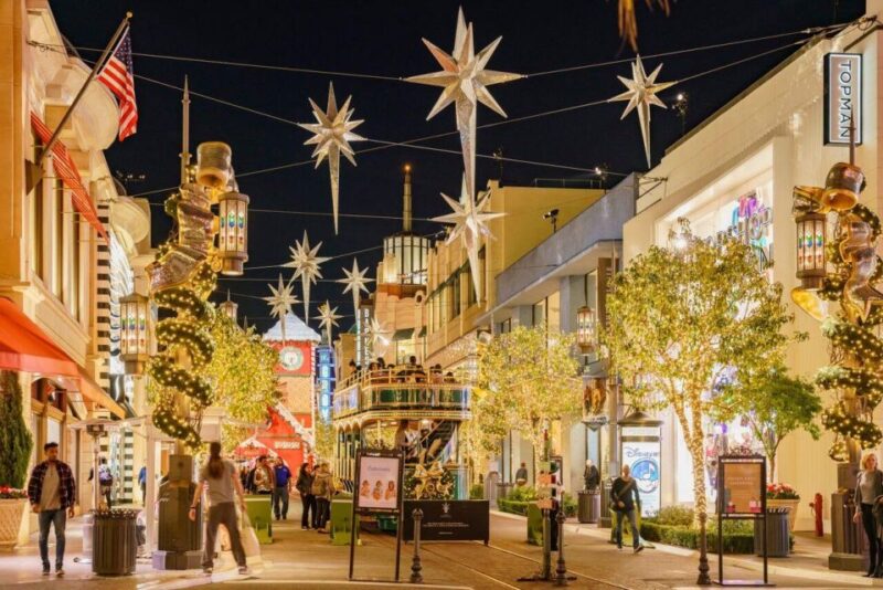 Festive Los Angeles: A Christmas Walking Tour - Starting Location