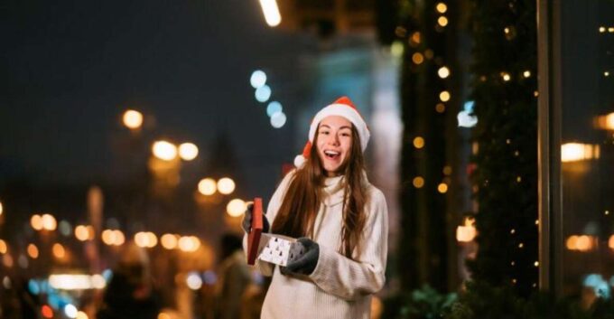 Festive Los Angeles: A Christmas Walking Tour - Main Stops