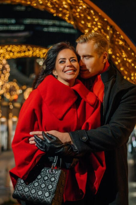 Festive Walking Christmas Tour in Rotterdam - Frequently Asked Questions