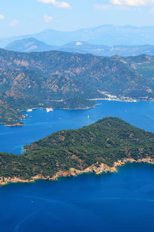 Fethiye 12 Islands & Göcek Surroundings Boat Tour - Onboard Experience