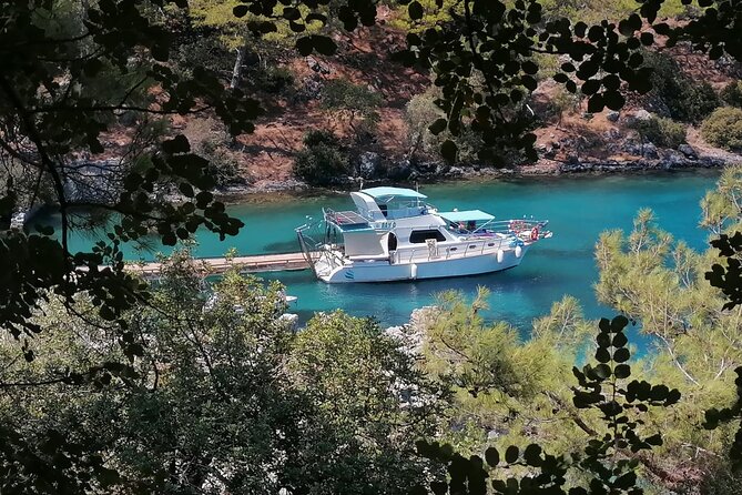Fethiye Private Boat (Discover the Blues by Bay C Boat) - Boat Amenities