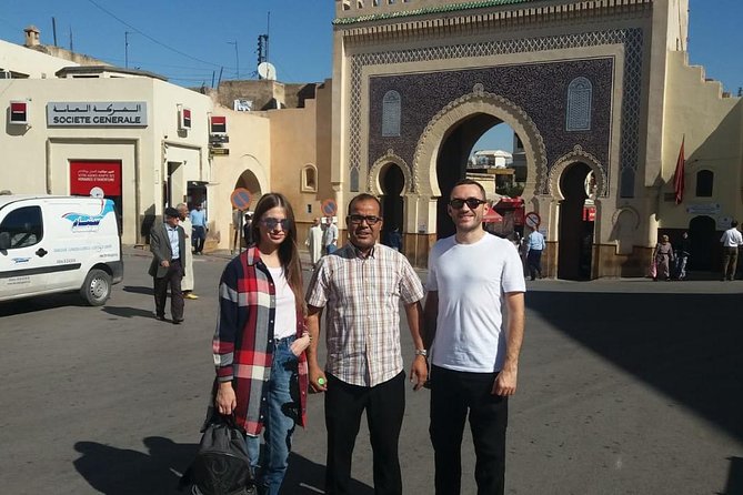 Fez Cultural and Handicraft Tour Full Day - Revering Moulay Idriss Is Mausoleum