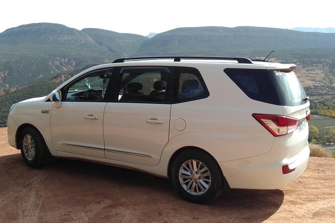 Fez: One Way Private Transfer To Casablanca - Passenger Accessibility