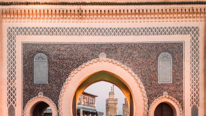 Fez: Private Shopping Tour in the Souks of the Old Medina - Personalized Shopping Experience