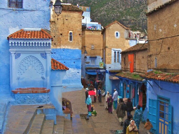 Fez to Chefchaouen Transfer via Ouazzane - Flexibility and Personalization