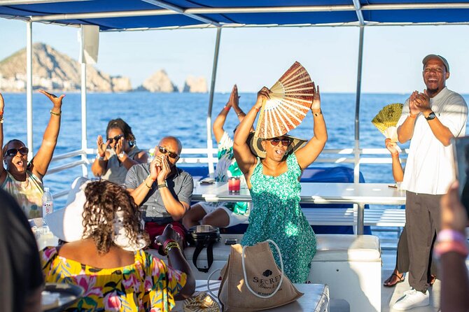 Fiesta Dinner Cruise in Cabo With Dinner - Customer Reviews and Experiences