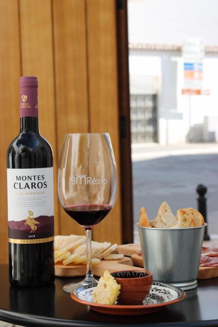 Fight: Montes Claros Battle Tour in Moto Sidecar - Alentejo Specialties Tasting