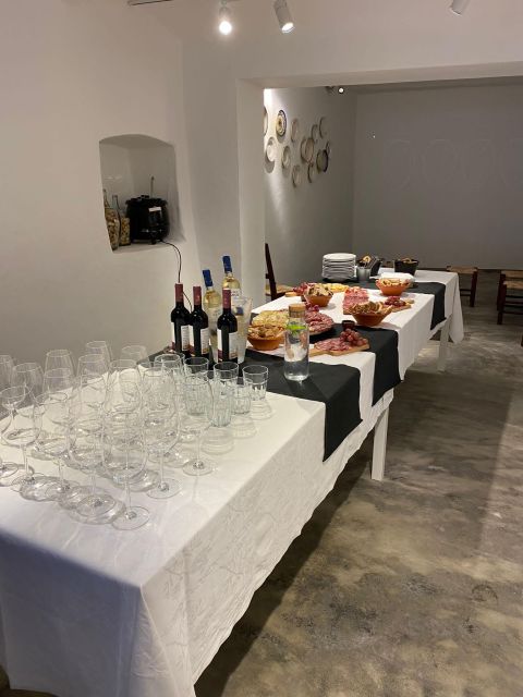 Fight: Tour, Meal and Alentejo Traditional Choir - Key Points