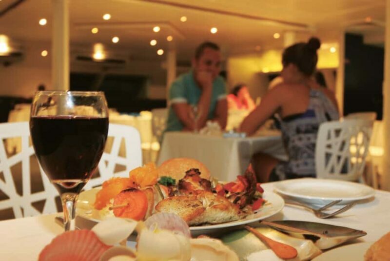 Fiji: Captain Cook Cruises Sunset Dinner Cruise with Lobster - A Close Look at the Experience
